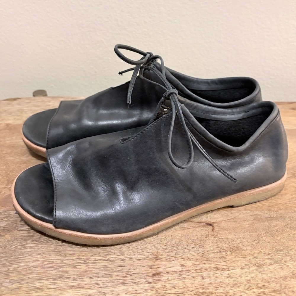 Silent D Black Leather Lace Up Open Toe Crepe Sole Sandals 38